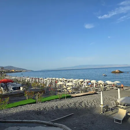 Casa La Ferula Apt2 Vicino Al Mare E Taormina Con Balcone