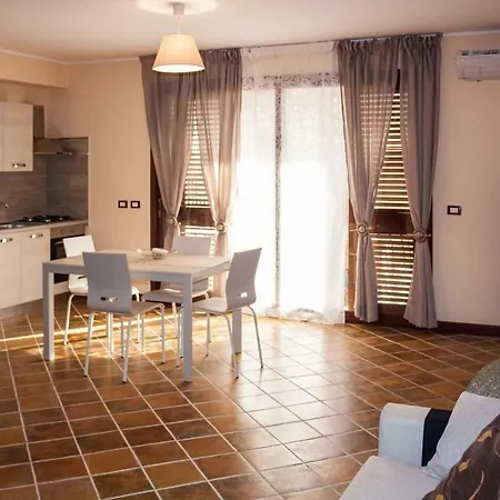 Casa La Ferula Apt2 Vicino Al Mare E Taormina Con Balcone SantʼAlessio Siculo